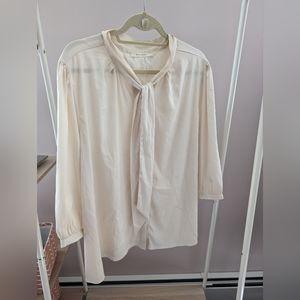 Cream blouse with tie neck, 3/4 sleeve